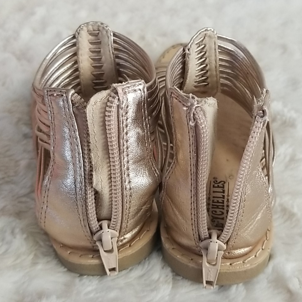 Seychelles Girls Sandals - Picture 2 of 5